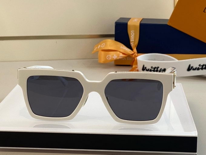 Louis Vuitton Sunglasses ID:20230516-133